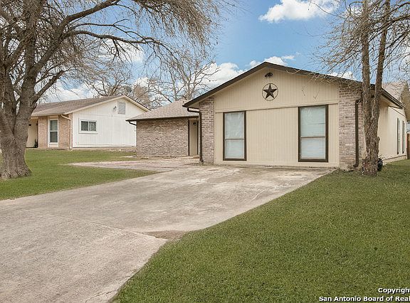 2nd image of 6810 Laguna Verde