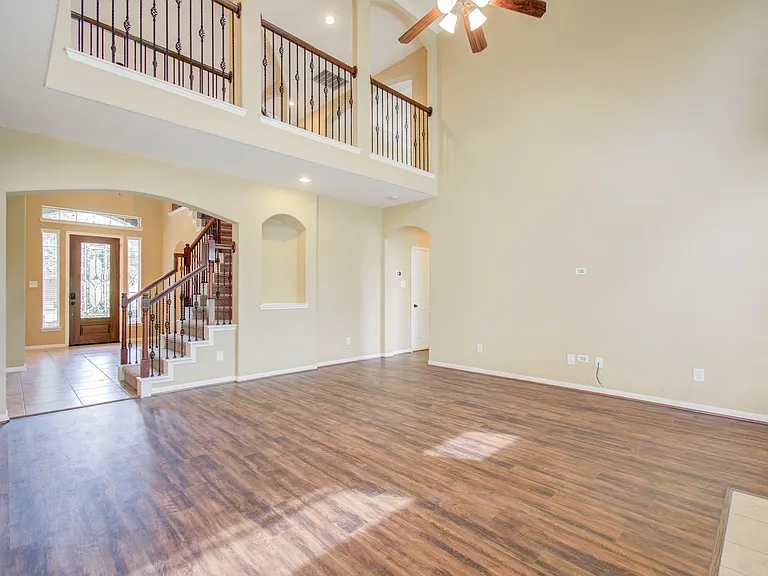 21331 Parham Cir — Photo 15