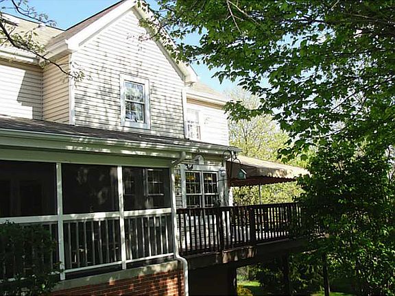 5th image of 108 Sewickley Heights Dr