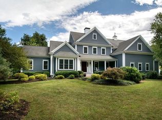 176 Pine St, Norwell, MA 02061