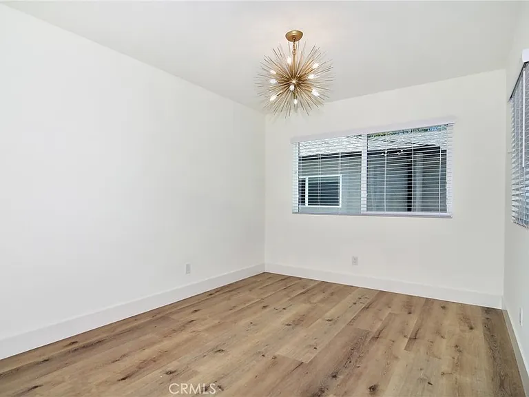 6363 Darby Ave — Photo 7