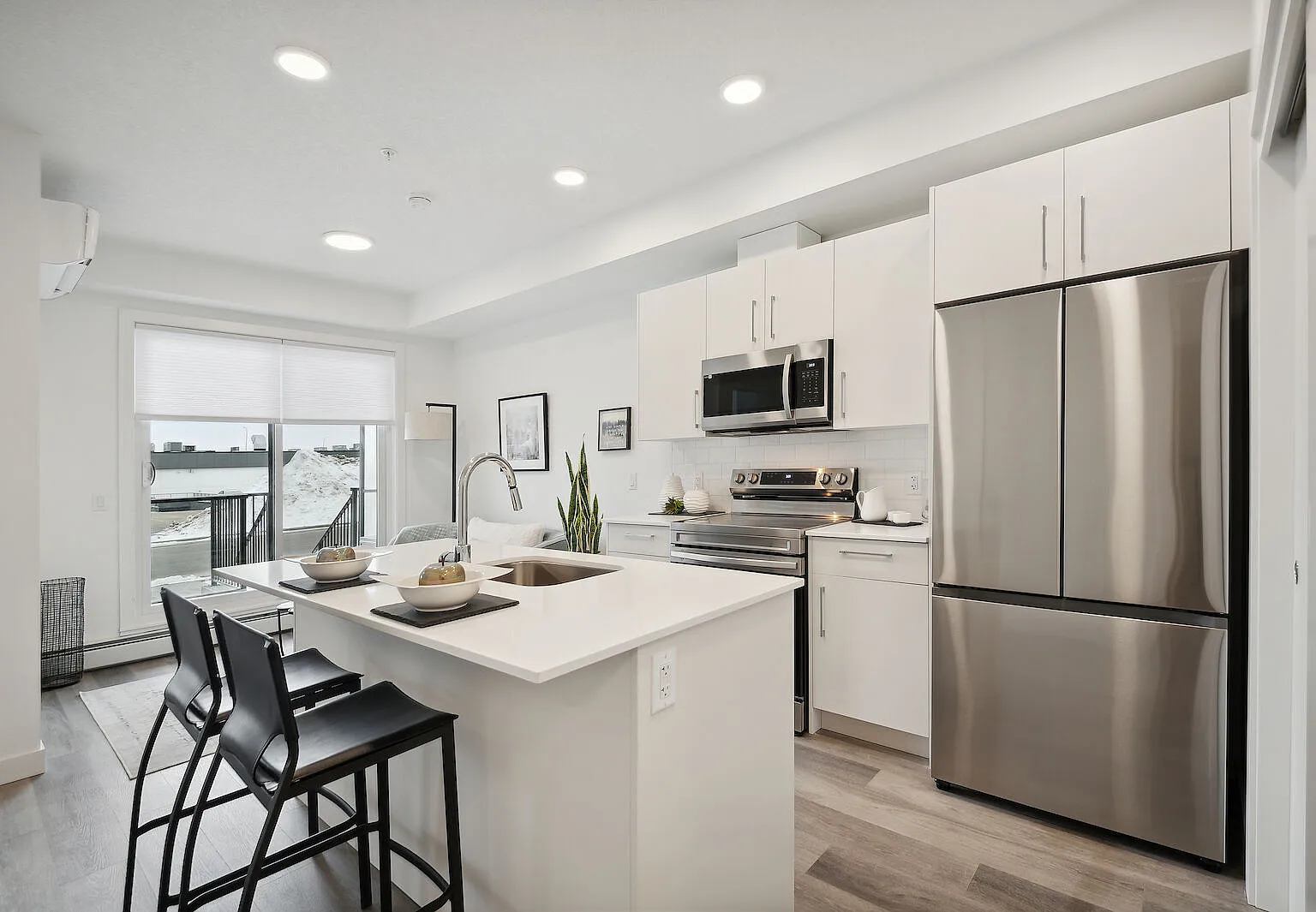Glenmore Place — Photo 1
