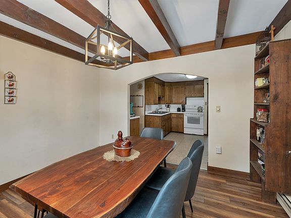 4th image of 99 Washington Street