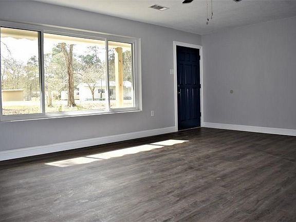 5th image of 2402 Evelia St