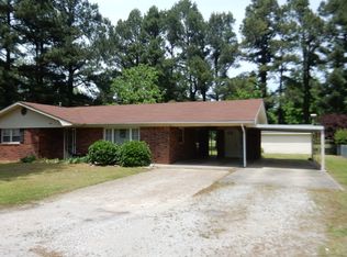 801 E 7th St, Rector, AR 72461