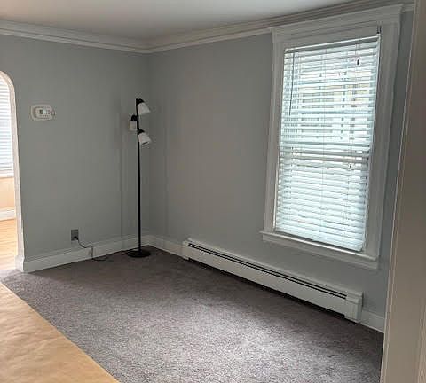 3rd image of 184 Wiman Ave