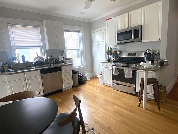 2nd image of 9 Spring Park Ave #2