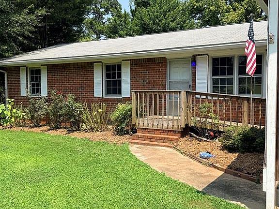 2nd image of 1026 Old Alabama Rd