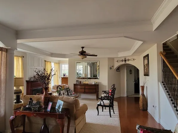 313 Harmony Lake Dr #B, Canton, GA 30115