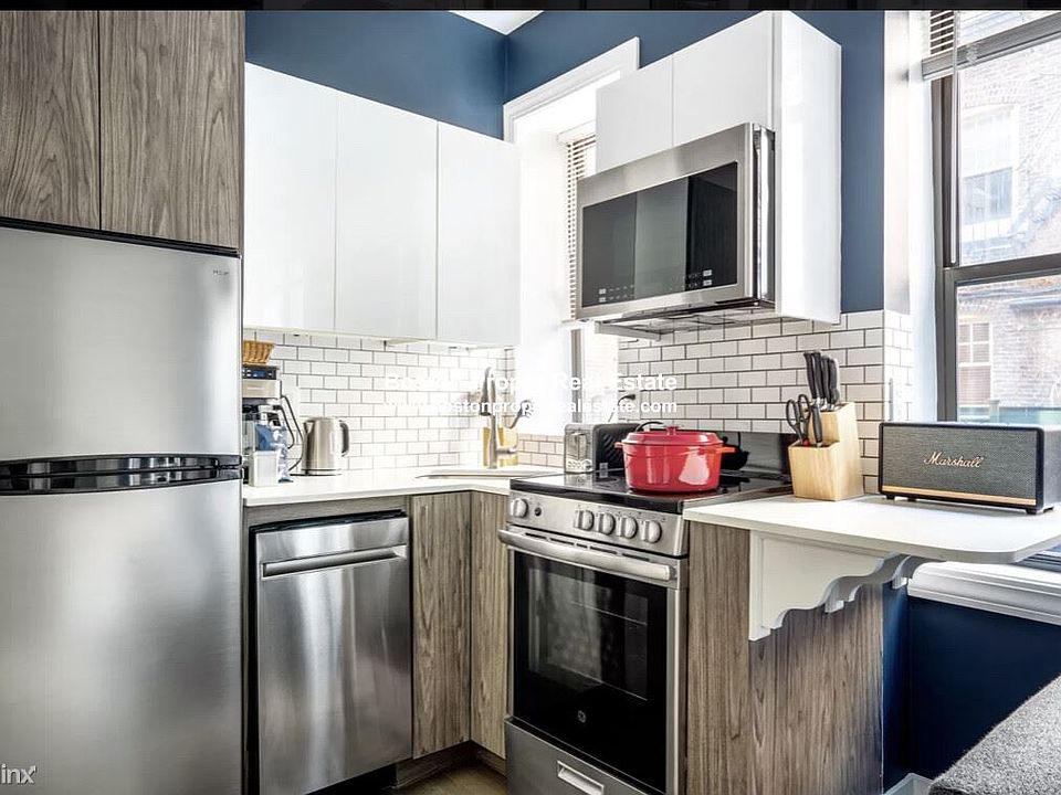 24 Phillips St. #2 Boston - Beacon Hill Unit Photo 1
