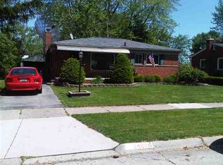 24050 Melody Ln, Warren, MI 48089