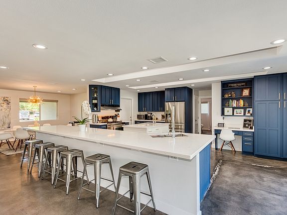 Massive Kitchen
