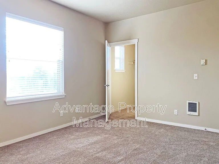 523 Catron St N #5 — Photo 19