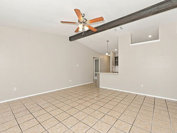5th image of 7320 Ridge Rd W