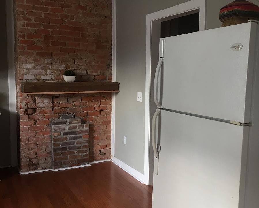 1st image of 1033 N Main St #B