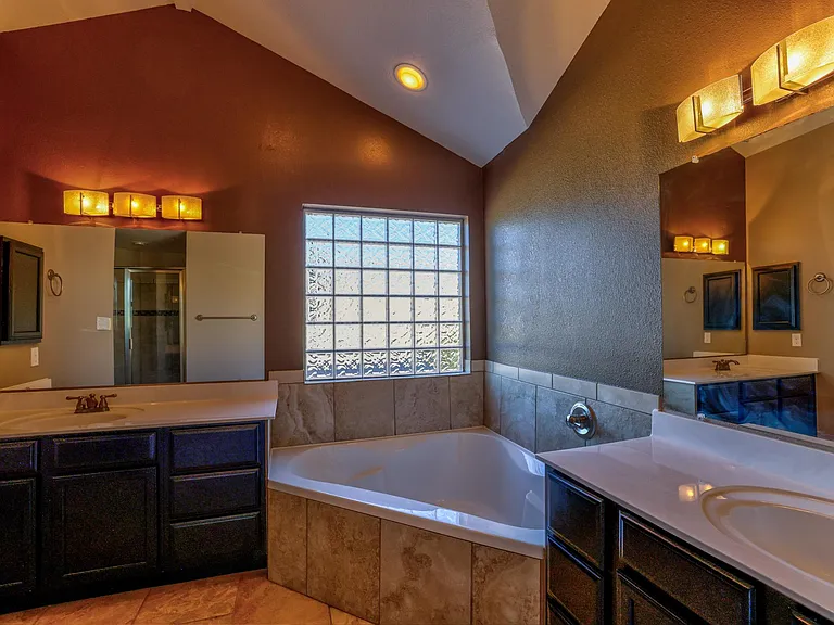 6632 Westfield Dr — Photo 23