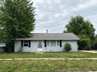 7517 Mildred Rd, Machesney Park, IL 61115