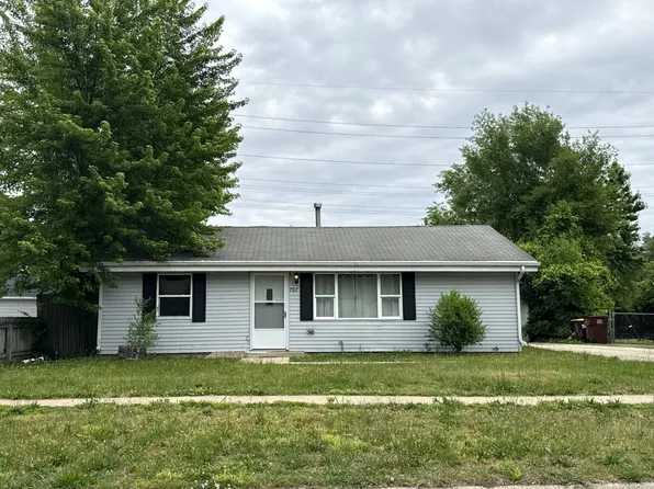 7517 Mildred Rd, Machesney Park, IL 61115