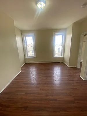 Rented by NYC LUXURY APT RENTALS CO LLC | media 1