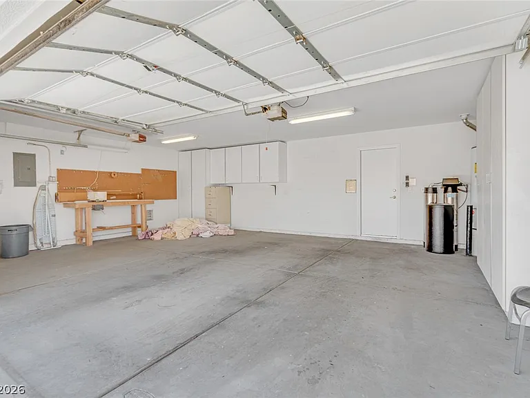 3131 Surf Spray St — Photo 47