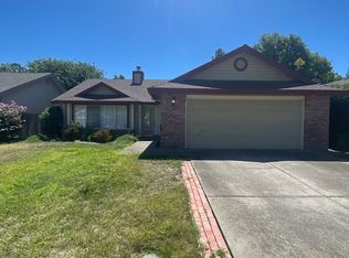 6822 Paseo Del Sol Way, Elk Grove, CA 95758