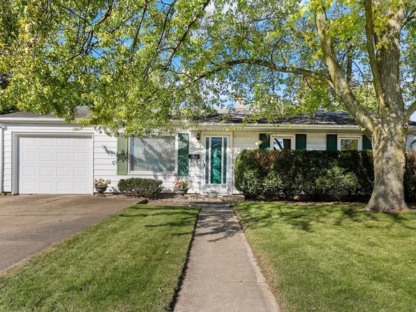 518 Camden Ave, Romeoville, IL 60446