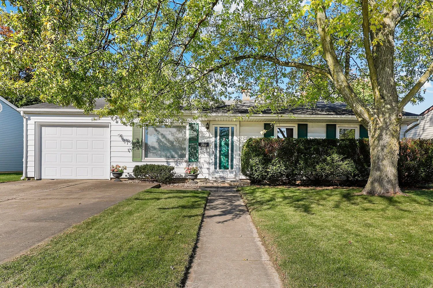 518 Camden Ave photo 1