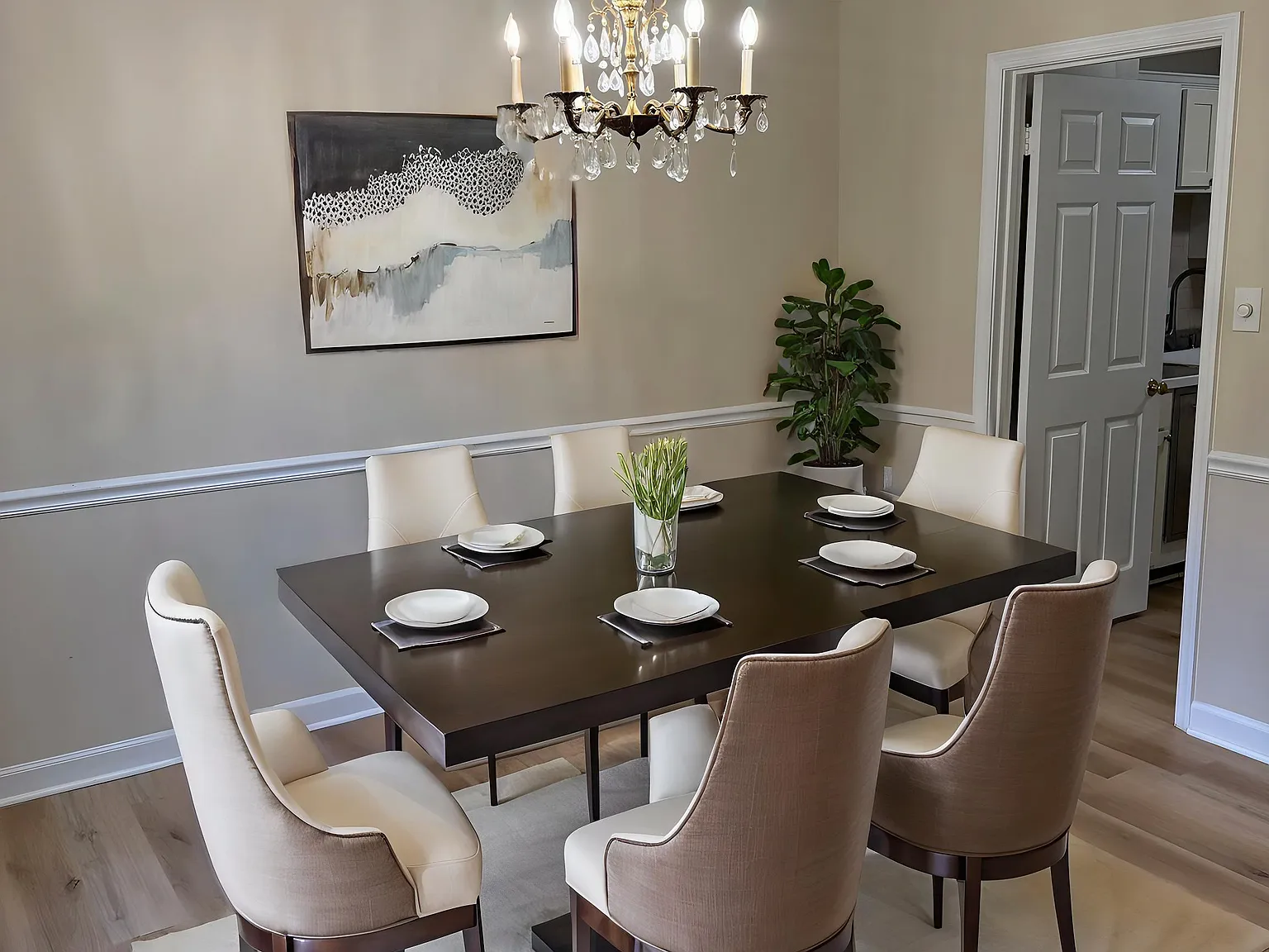 3 bed, 2832 sqft, $3,875 — Photo 4