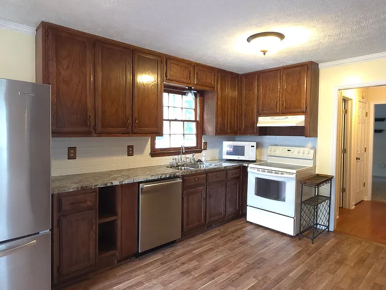 4910 Gold Mine Dr — Photo 5