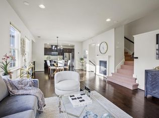 400 Chagall St, Mountain View, CA 94041