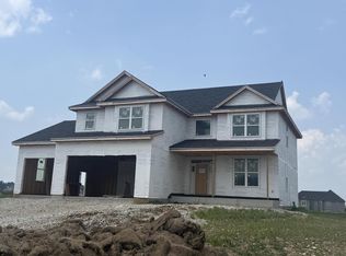 N80W27670 Meadow Bliss Dr, Lisbon, WI 53089