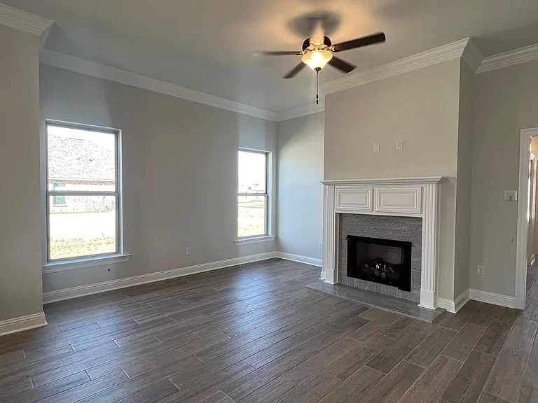1041 Lakehaven Dr — Photo 7