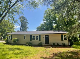 1129 E Willowbrook Dr, Burlington, NC 27215