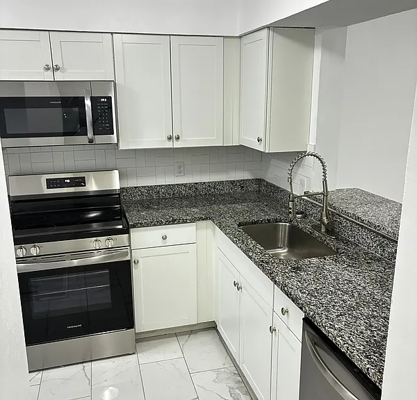 5640 Ansley St #206 — Photo 5