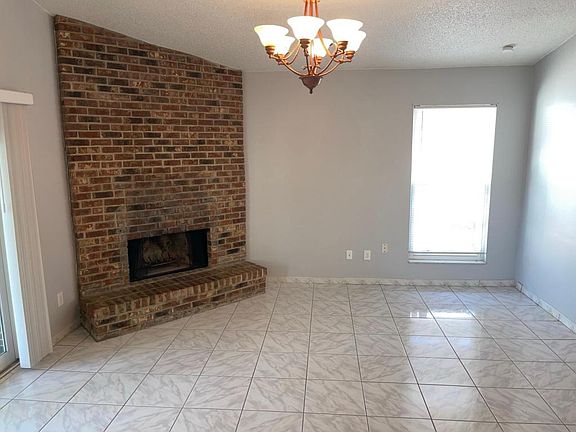4th image of 1392 San Diego Ct
