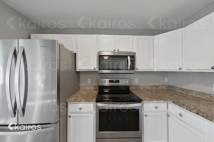 334 Amanda Dr — Photo 8