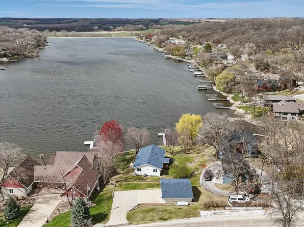 9273 Diamondhead Dr, Dexter, IA 50070