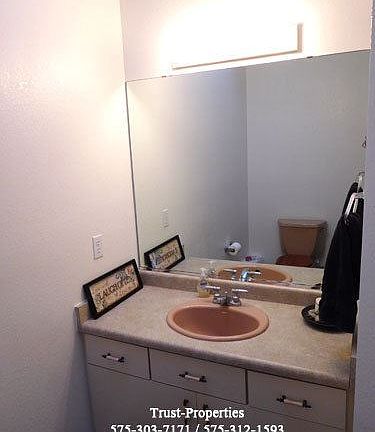 5th image of 3820 Yellowstone Dr