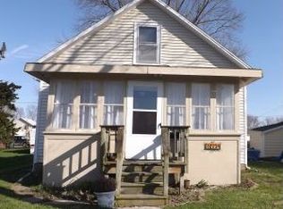 1004 E 8th St, Muscatine, IA 52761