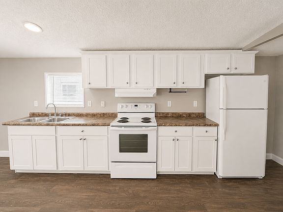 3rd image of 5349 Old Kings Rd Unit 15