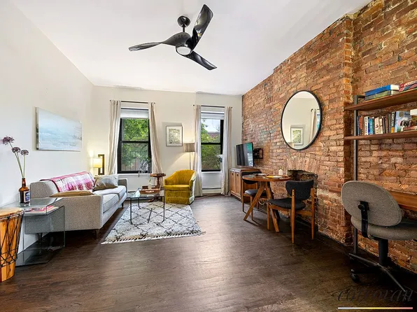 77 Underhill Ave APT 2A, Brooklyn, NY 11238