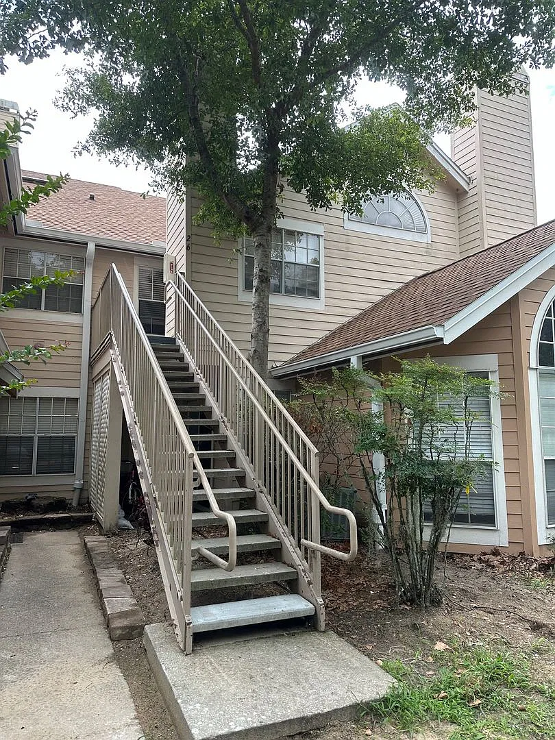575 Bloomington Ct-26 — Photo 1
