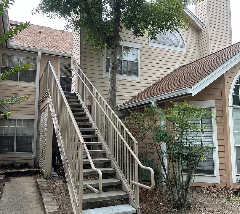 575 Bloomington Ct #26