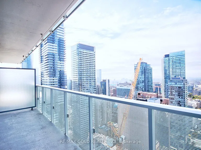 501 Yonge St #3613 — Photo 11