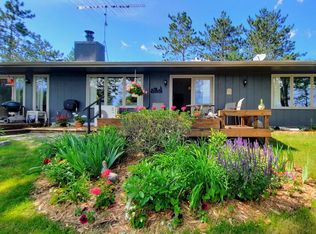 W5877 Fountain Ct, Neshkoro, WI 54960