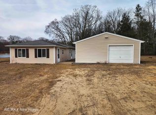 12000 Lakefield Rd, Saint Charles, MI 48655