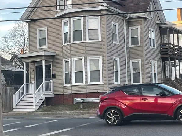 1154 Warren Ave #2, Brockton, MA 02301