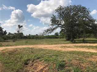 236 Easley Rd, Smithville, TX 78957