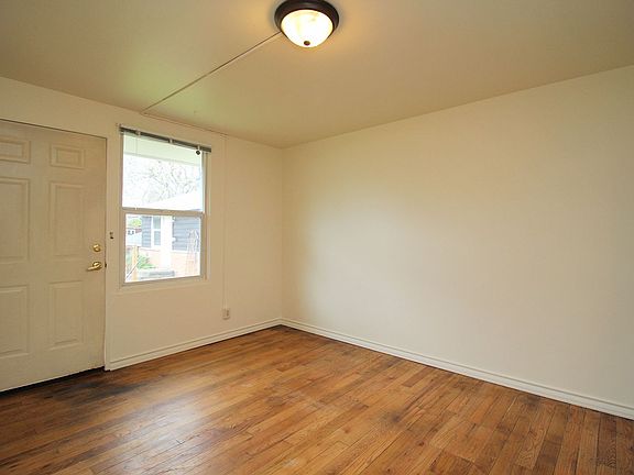 5th image of 6901-6923 NE Prescott St #6913