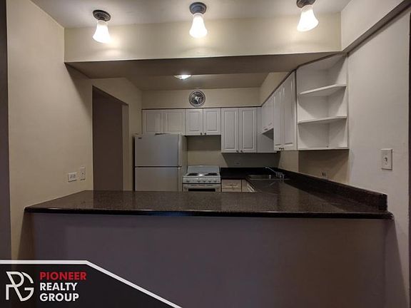 5th image of 1220 N La Salle Dr APT 2A